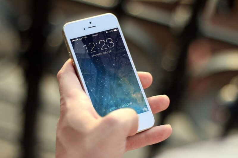 ¿Cómo ahorrar batería en un iPhone?