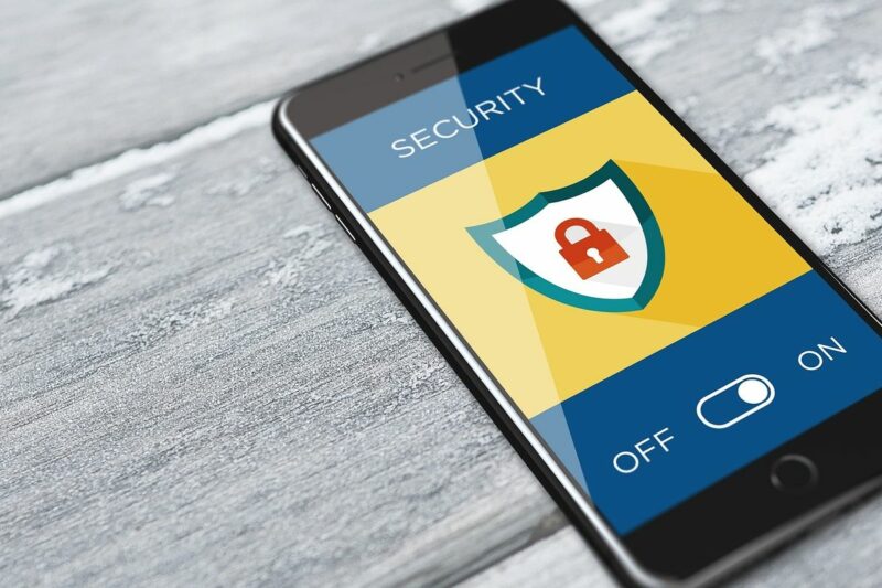 Cómo proteger tu móvil de las amenazas en la red
